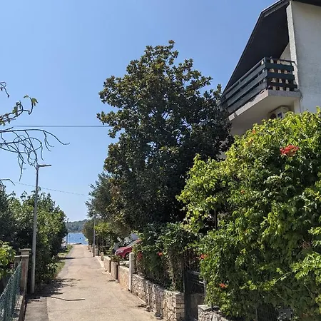 Apartment Magnolija 50m From *